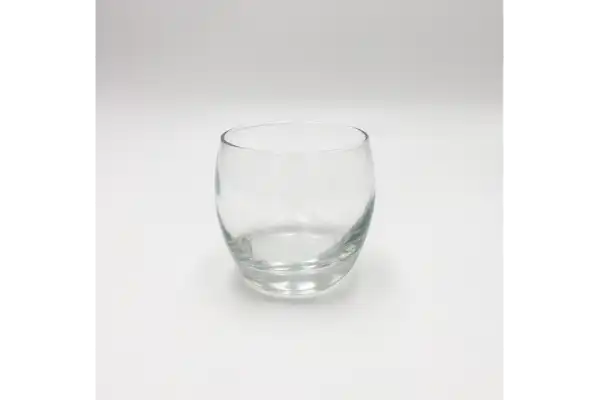 verre à eau gobelet